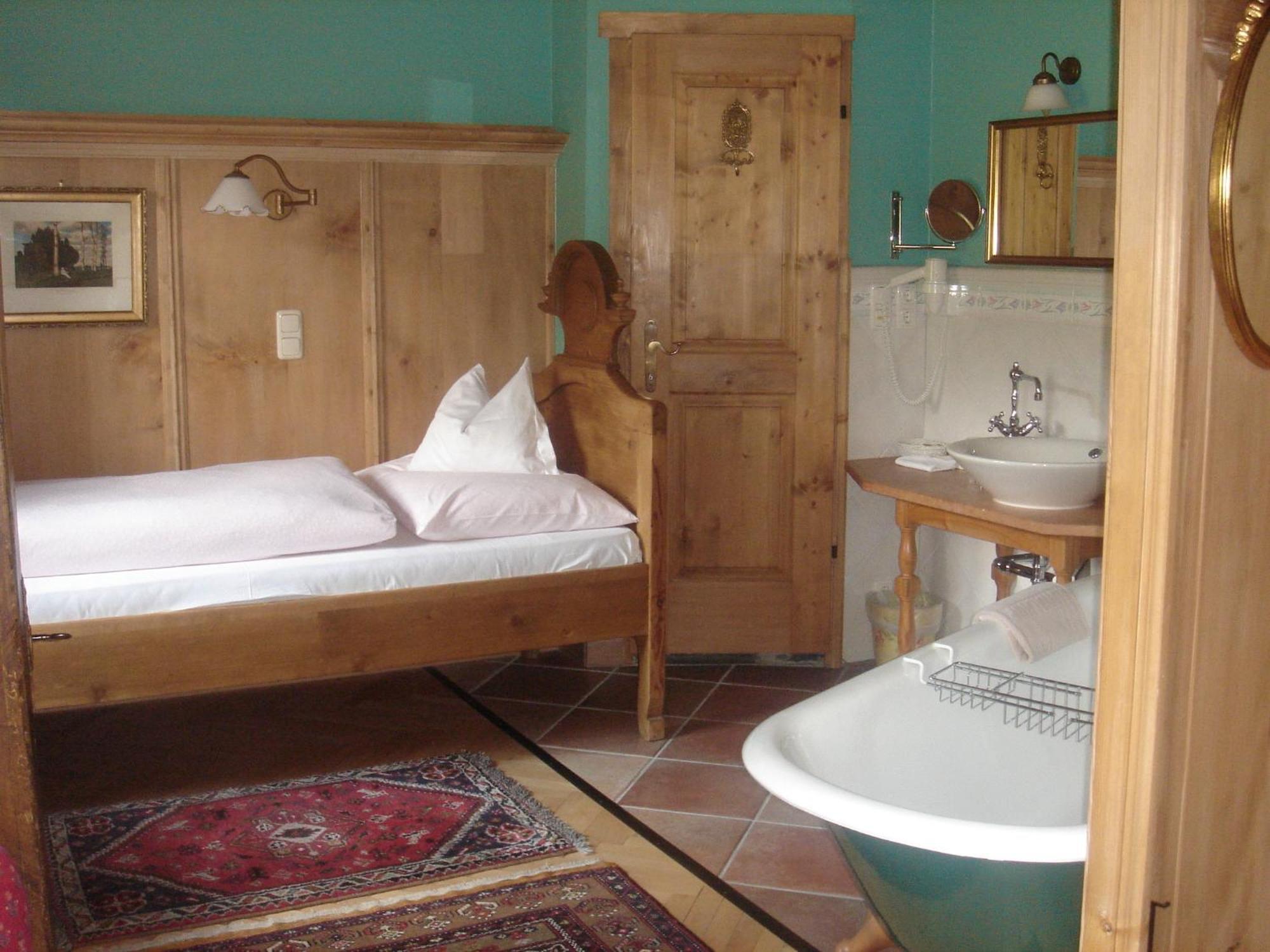 Romantikhotel Almtalhof Grünau im Almtal 部屋 写真