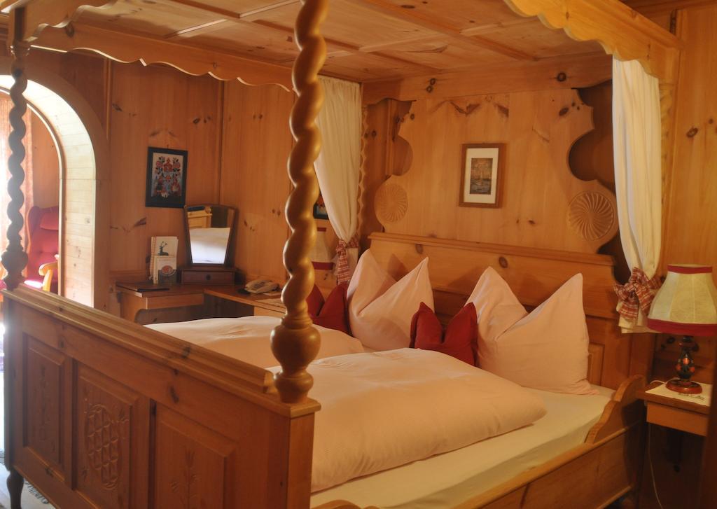 Romantikhotel Almtalhof Grünau im Almtal 部屋 写真