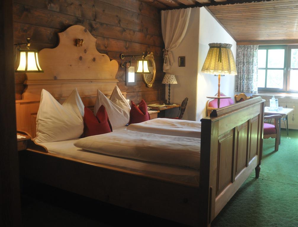 Romantikhotel Almtalhof Grünau im Almtal 部屋 写真