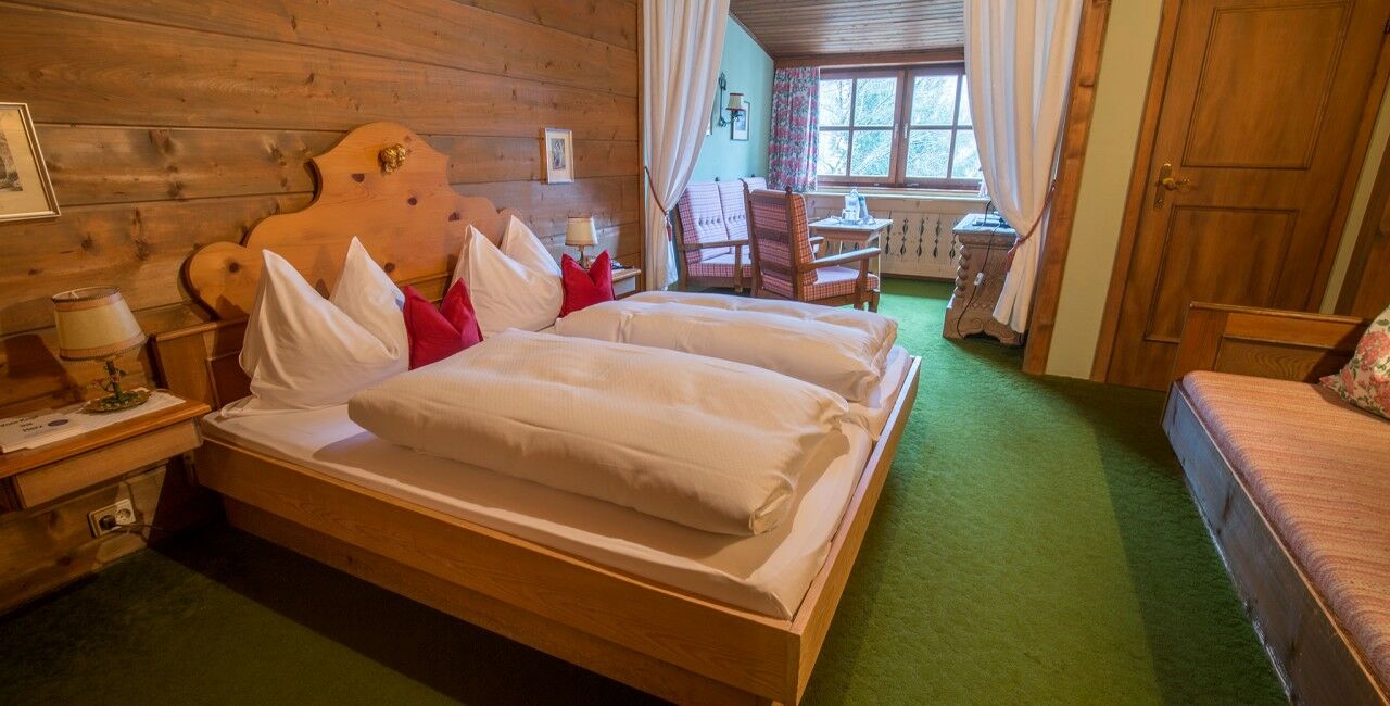 Romantikhotel Almtalhof Grünau im Almtal エクステリア 写真